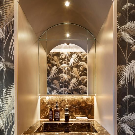 cs the contemporary collection palm jungle 95 1004 Why Decorating Your Walls With Wallpapers & Wall Murals Is Still A Stunning Option? Why Decorating Your Walls With Wallpapers & Wall Murals Is Still A Stunning Option?