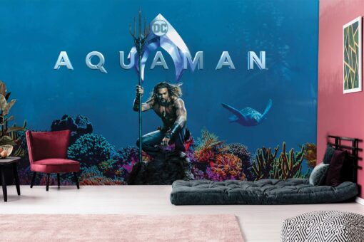 AQUAMAN WALLPAPER - IN SEA