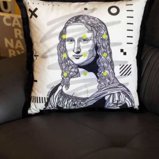 Mona Lisa Pillow - EY290